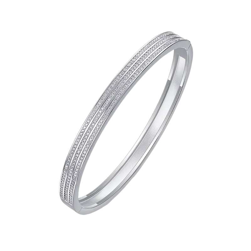 Custom a String of Starlight: Moissanite Silver Bracelet Carries One-of-a-kind Preference