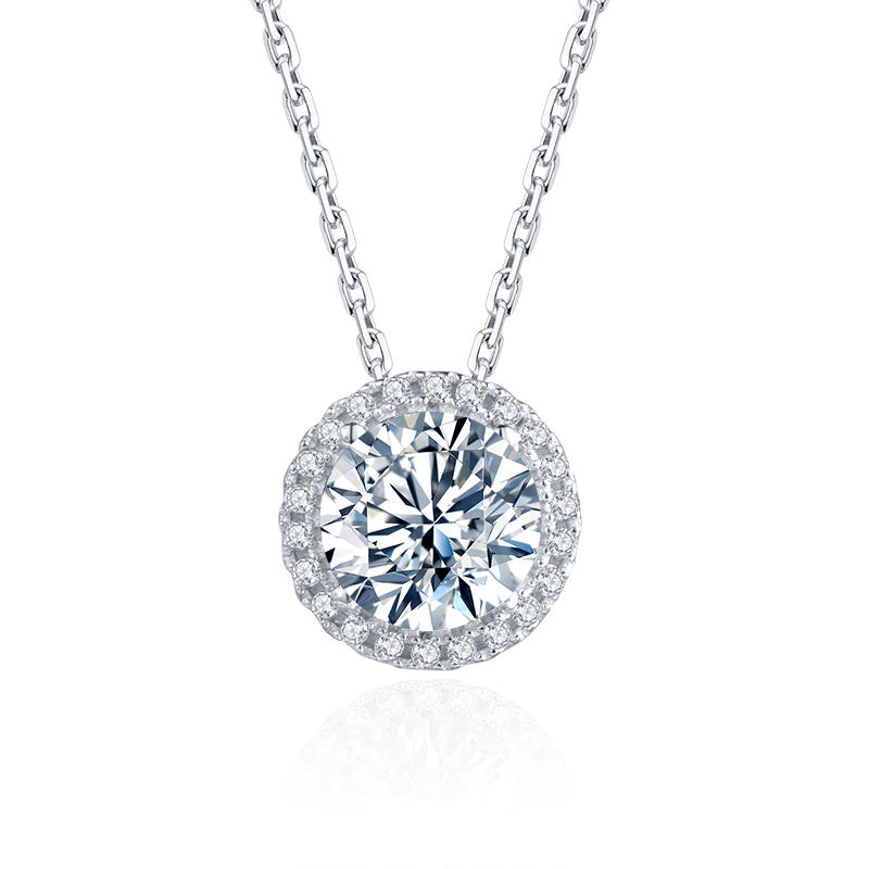 Lab-Grown Diamond Necklace: Timeless Sparkle for Neck Elegance